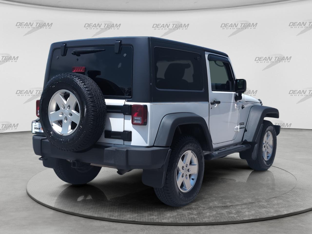 Jeep Wrangler 4WD 2dr Sport 2013