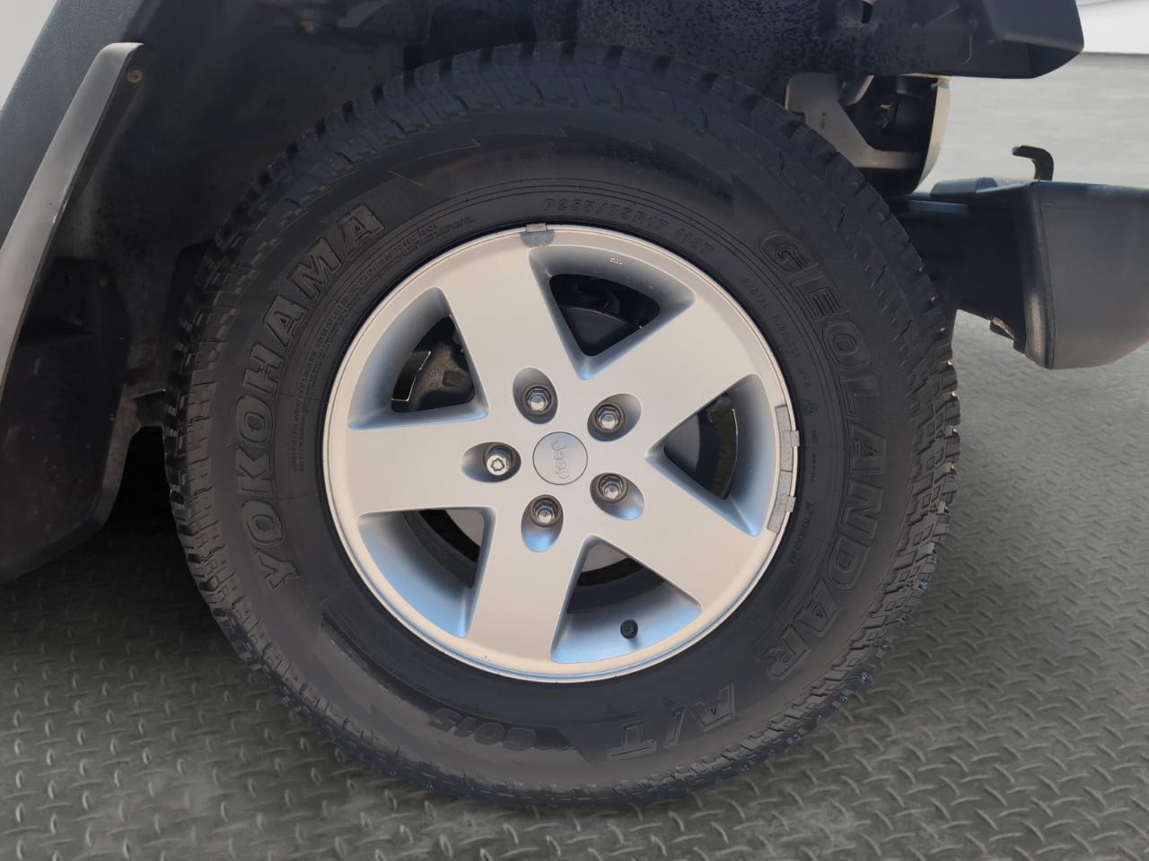 Jeep Wrangler 4WD 2dr Sport 2013