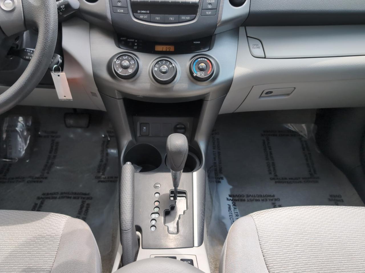 Toyota RAV4  2011