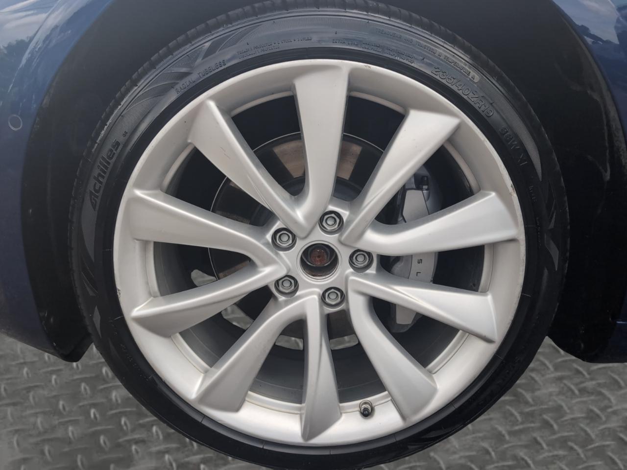 Tesla Model 3 Long Range AWD 2020