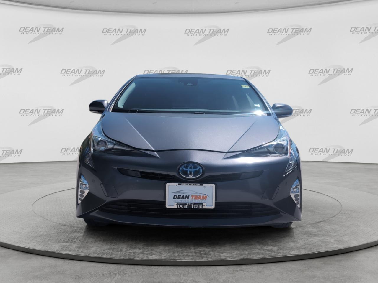 Toyota Prius Three Touring 2017