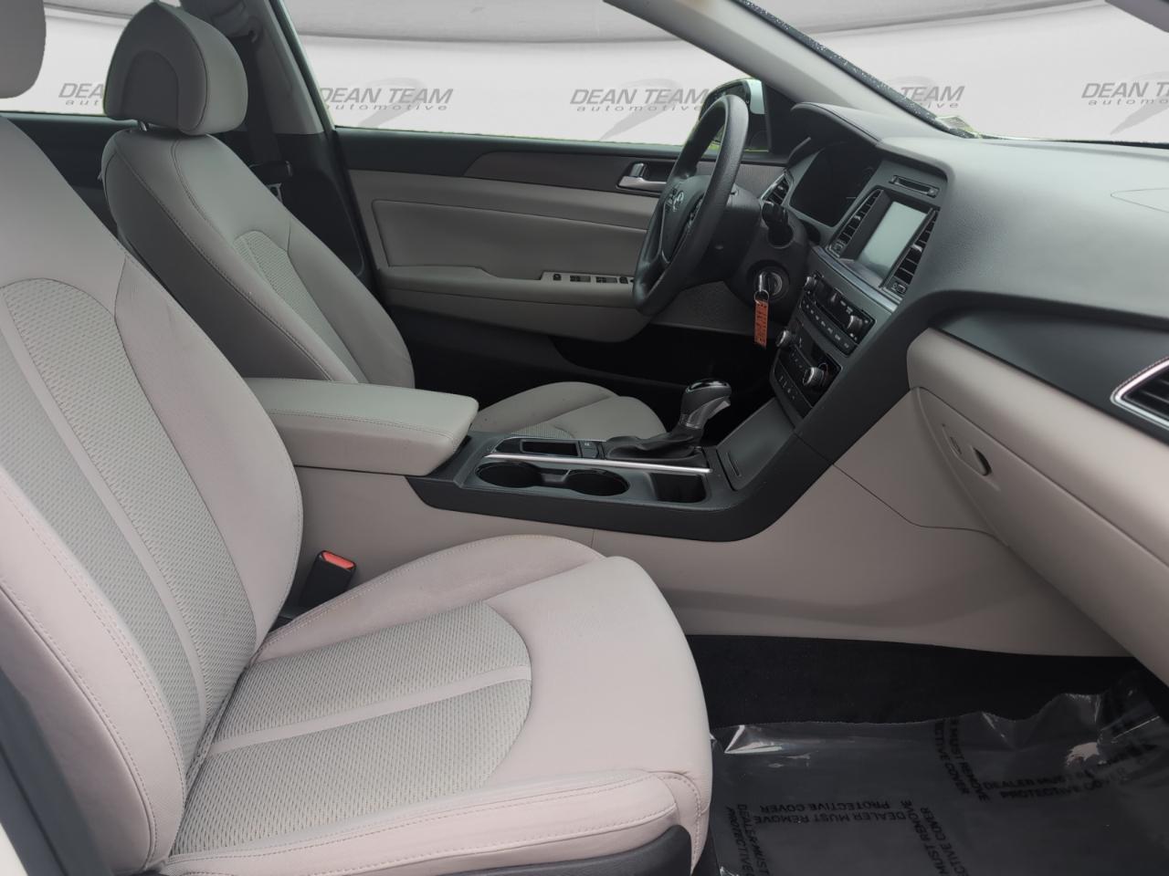Hyundai Sonata 4dr Sdn 2.4L Sport 2016