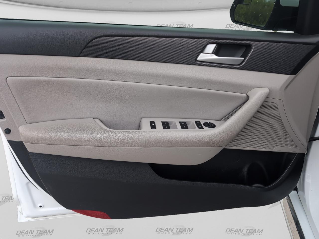 Hyundai Sonata 4dr Sdn 2.4L Sport 2016