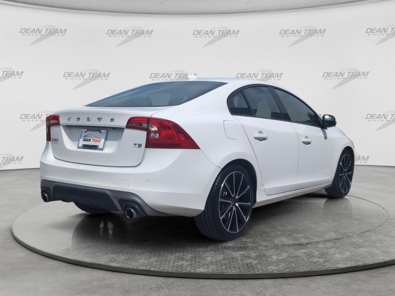 Volvo S60 T5 FWD Dynamic 2018