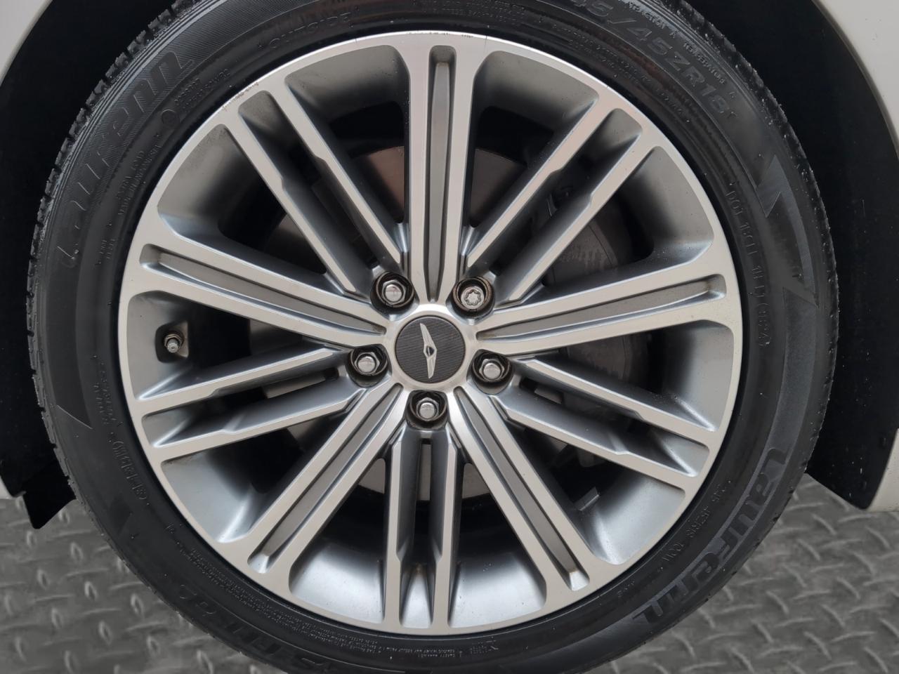 Genesis G80 3.8L AWD 2018