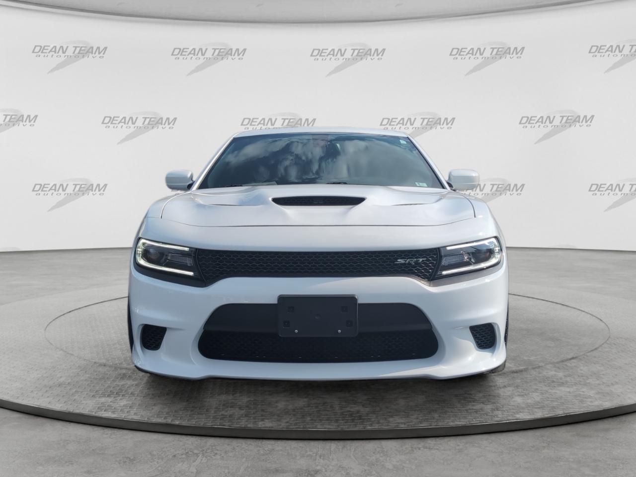 Dodge Charger 4dr Sdn SRT Hellcat RWD 2016