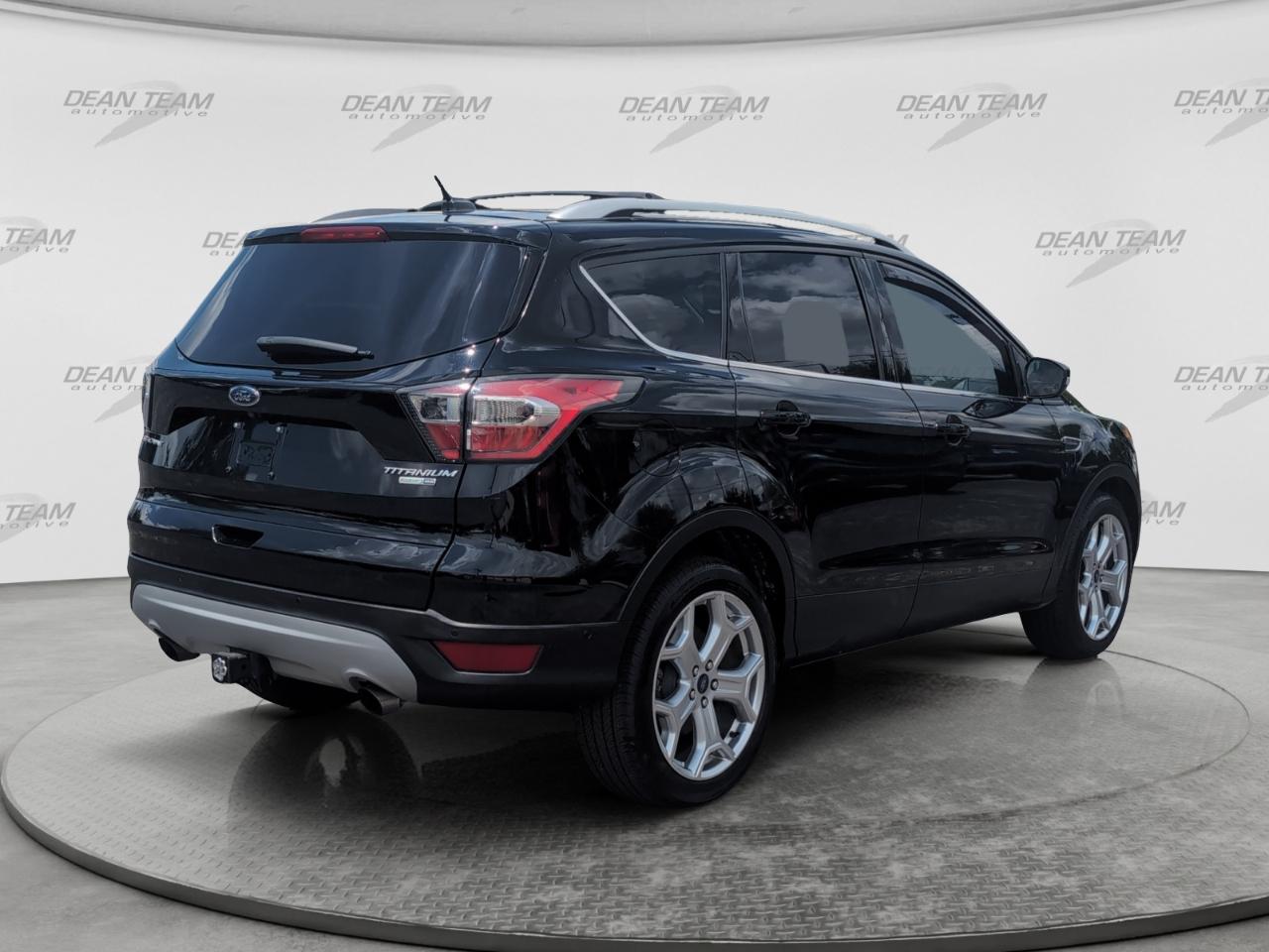 Ford Escape Titanium 4WD 2017