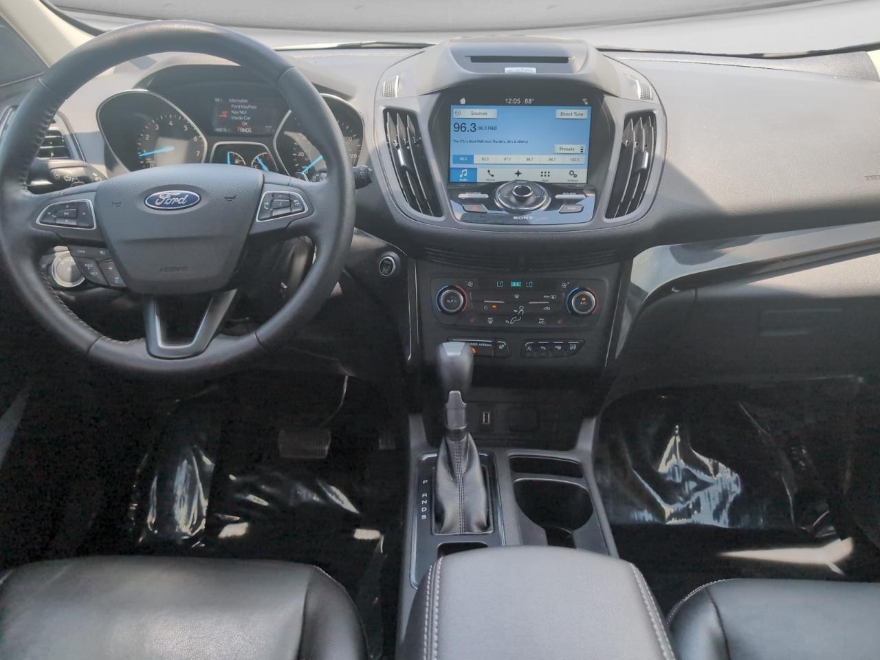Ford Escape Titanium 4WD 2017