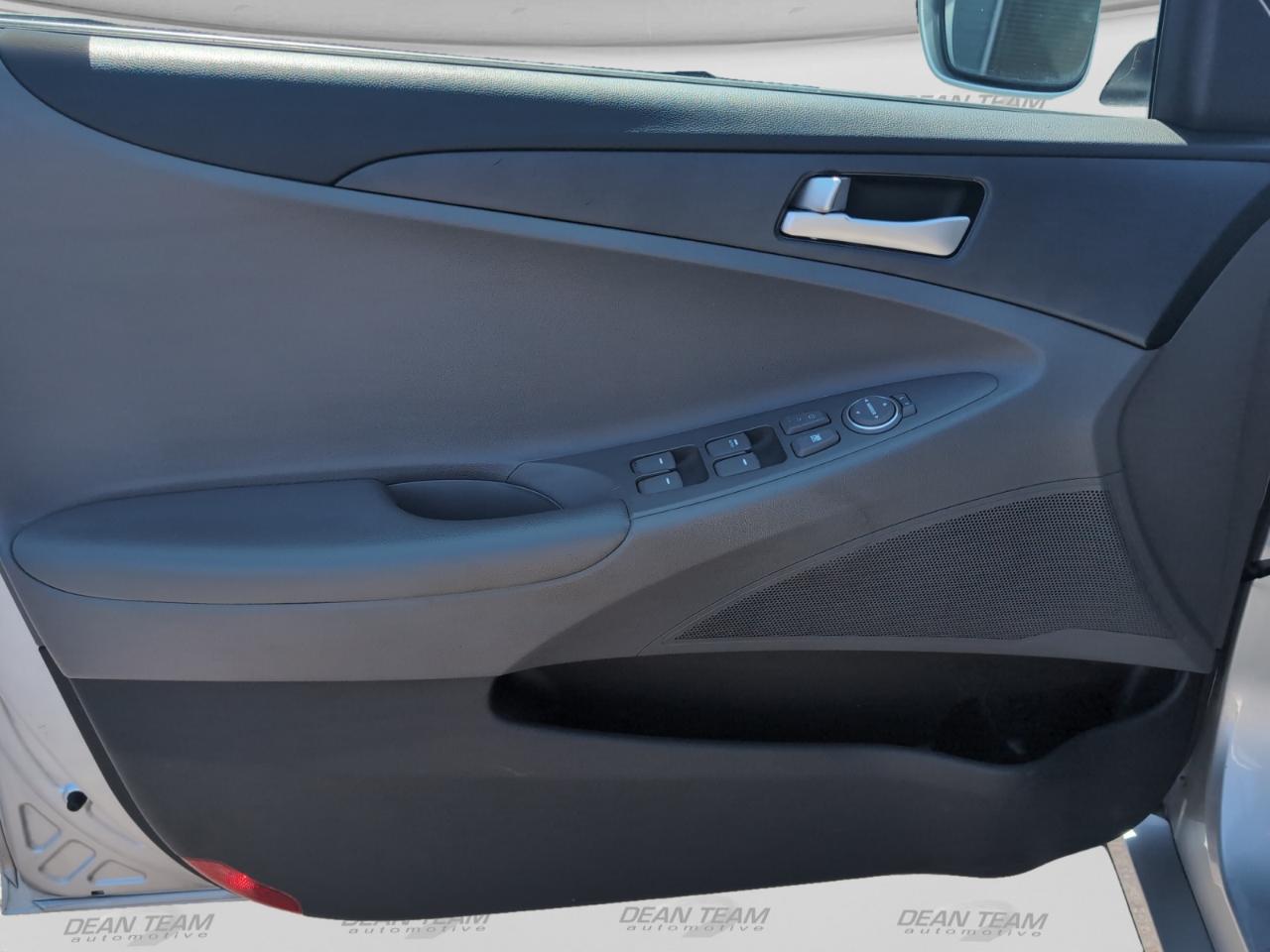 Hyundai Sonata  2011
