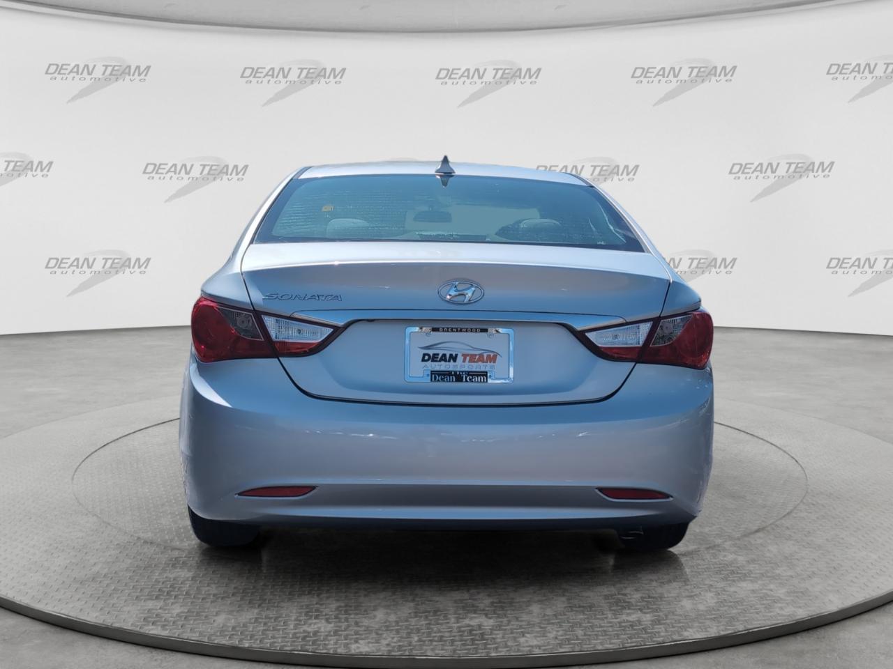 Hyundai Sonata  2011