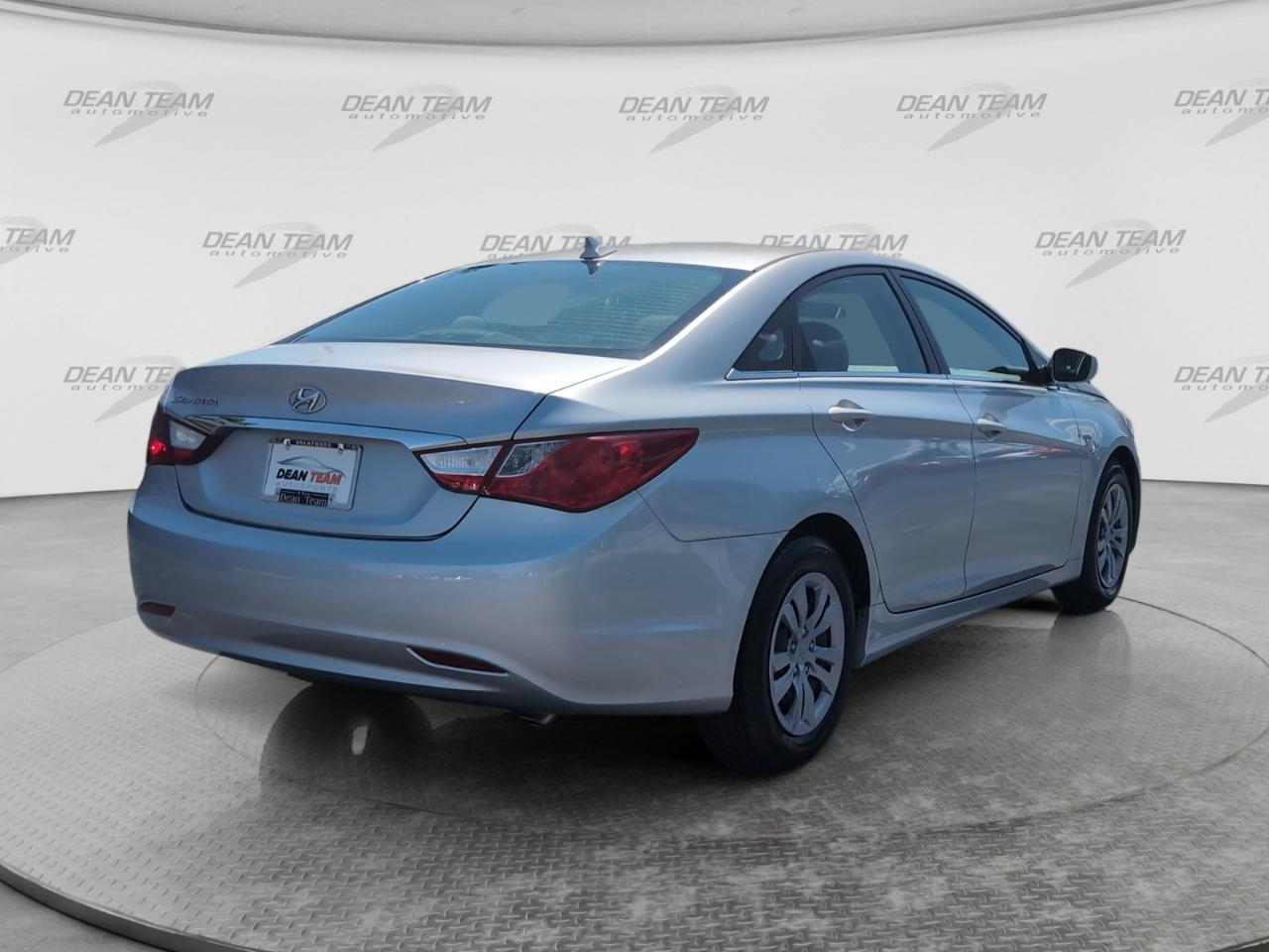 Hyundai Sonata  2011