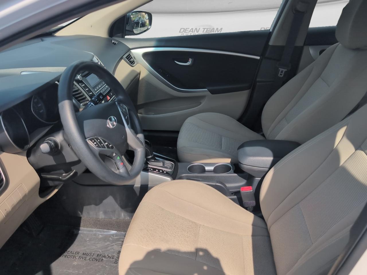 Hyundai Elantra GT 5dr HB Auto 2016