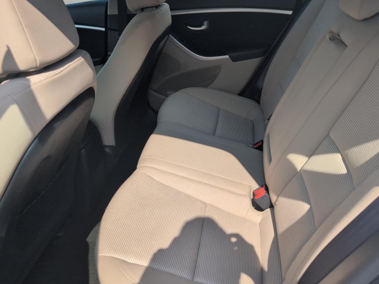 Hyundai Elantra GT 5dr HB Auto 2016