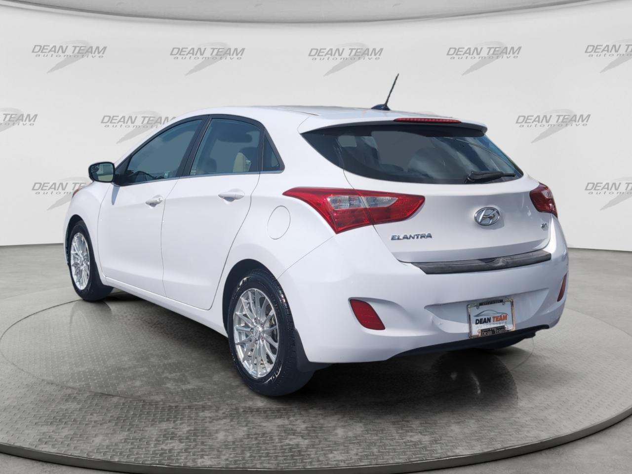 Hyundai Elantra GT 5dr HB Auto 2016