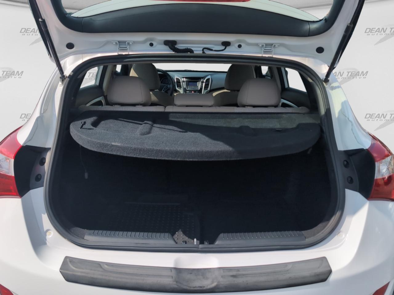Hyundai Elantra GT 5dr HB Auto 2016