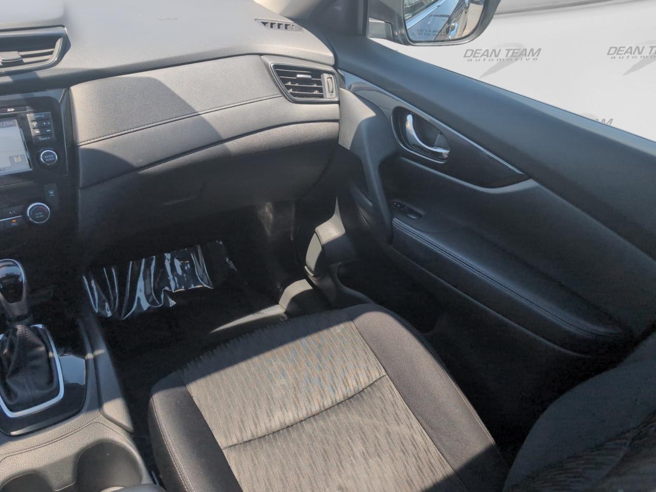 Nissan Rogue FWD SV 2017