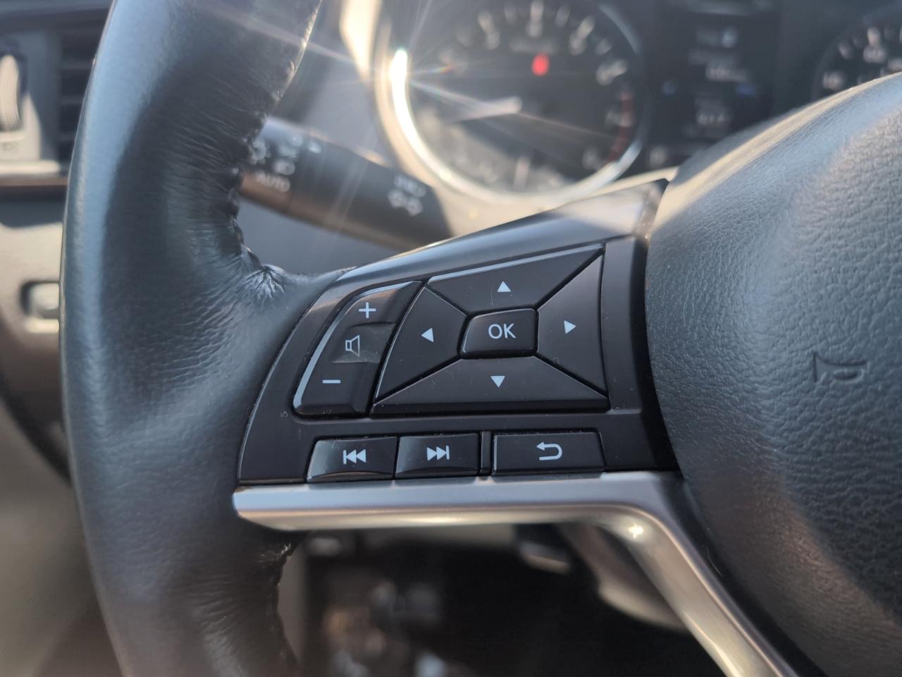 Nissan Rogue FWD SV 2017