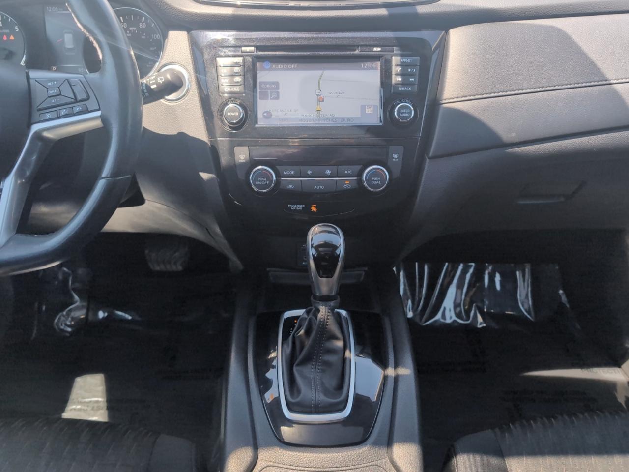 Nissan Rogue FWD SV 2017