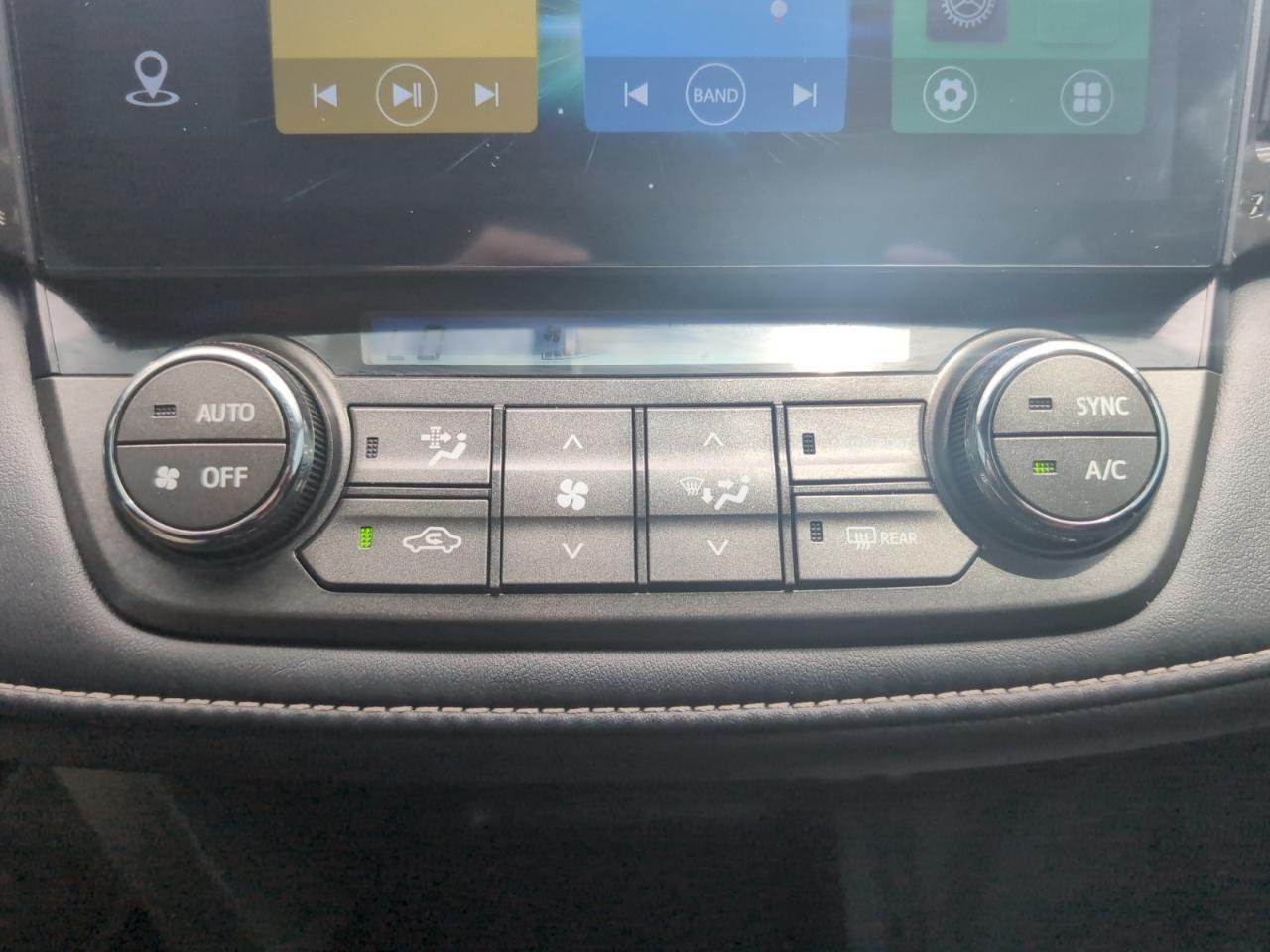 Toyota RAV4  2015