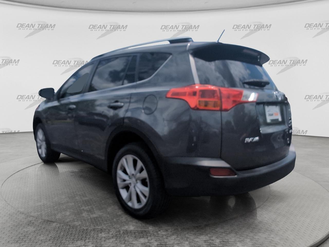 Toyota RAV4  2015
