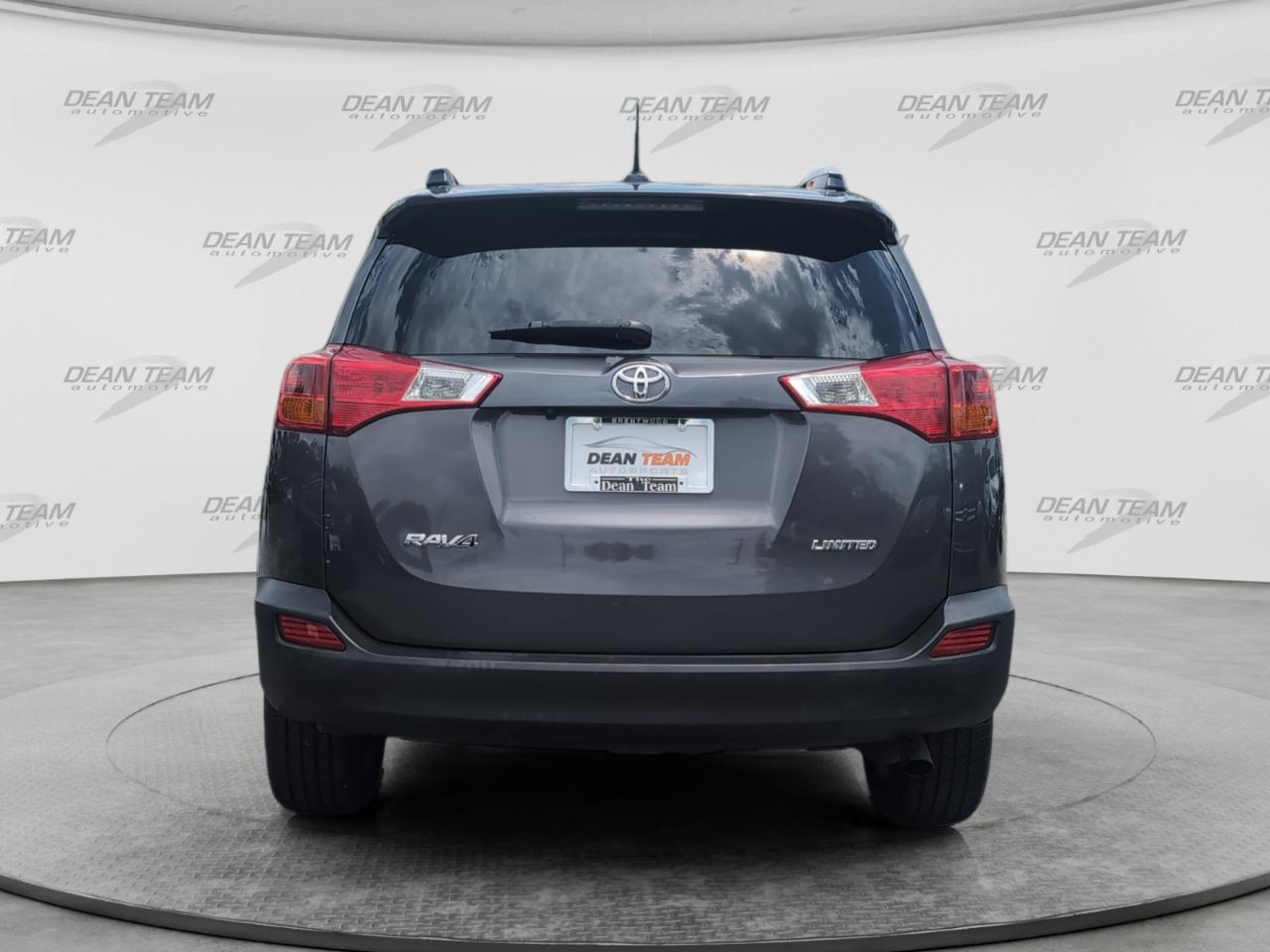Toyota RAV4  2015