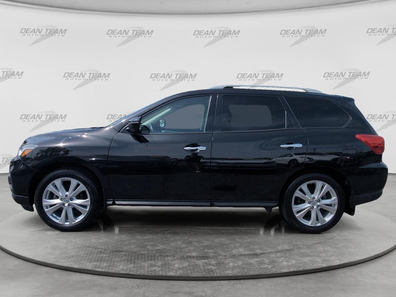 Nissan Pathfinder 4x4 SL 2018