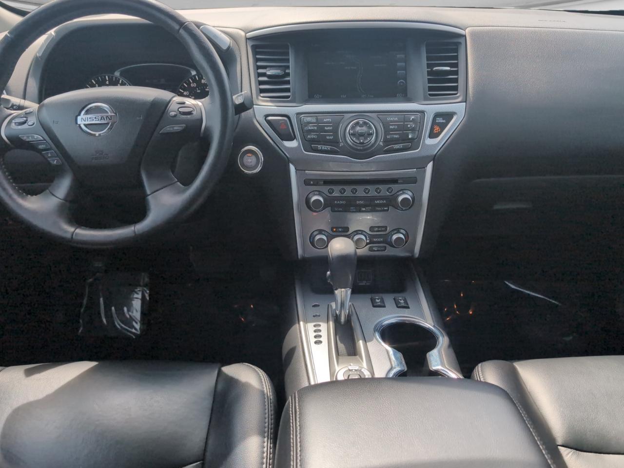 Nissan Pathfinder 4x4 SL 2018