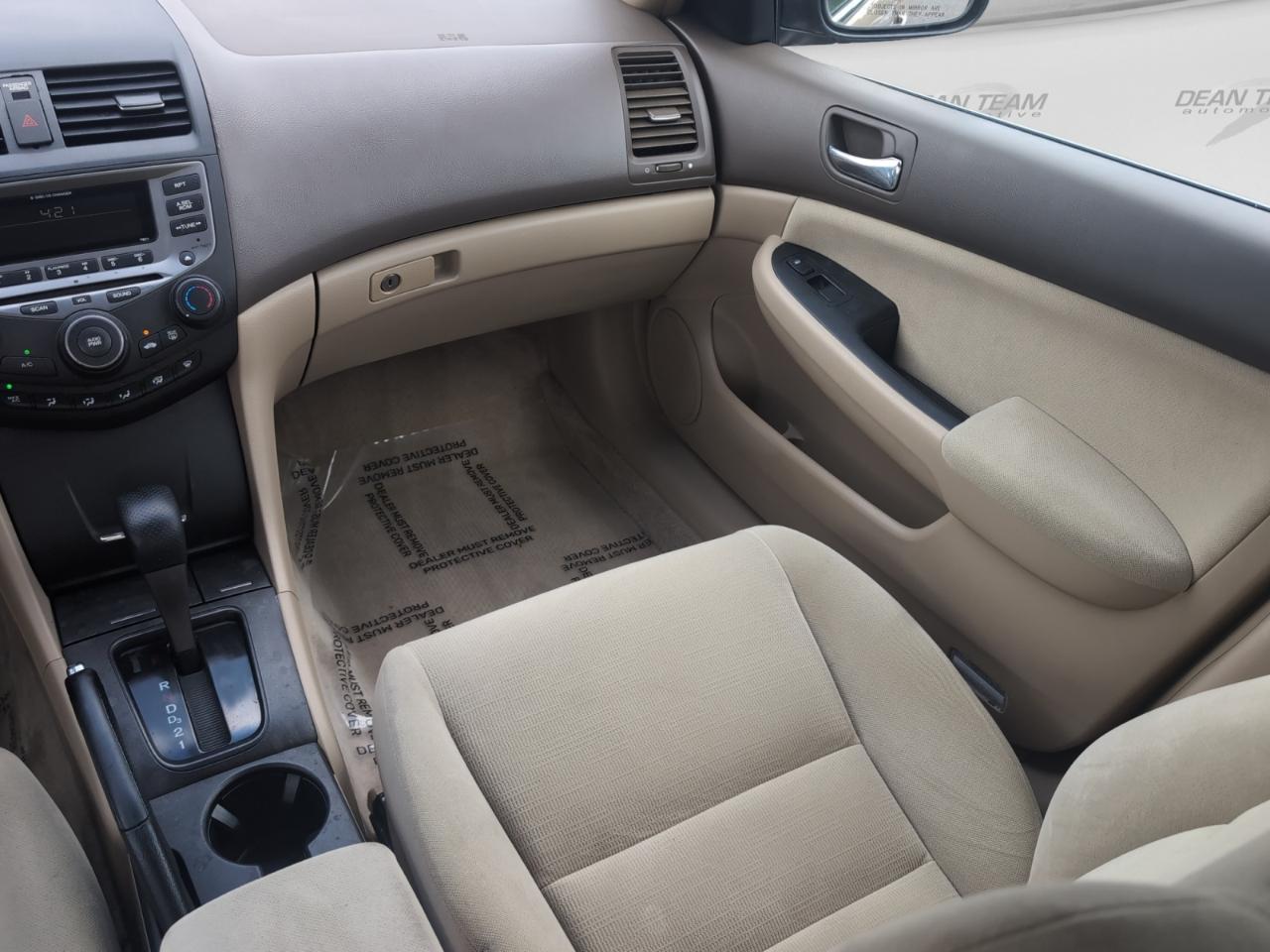 Honda Accord Sdn LX V6 AT 2006