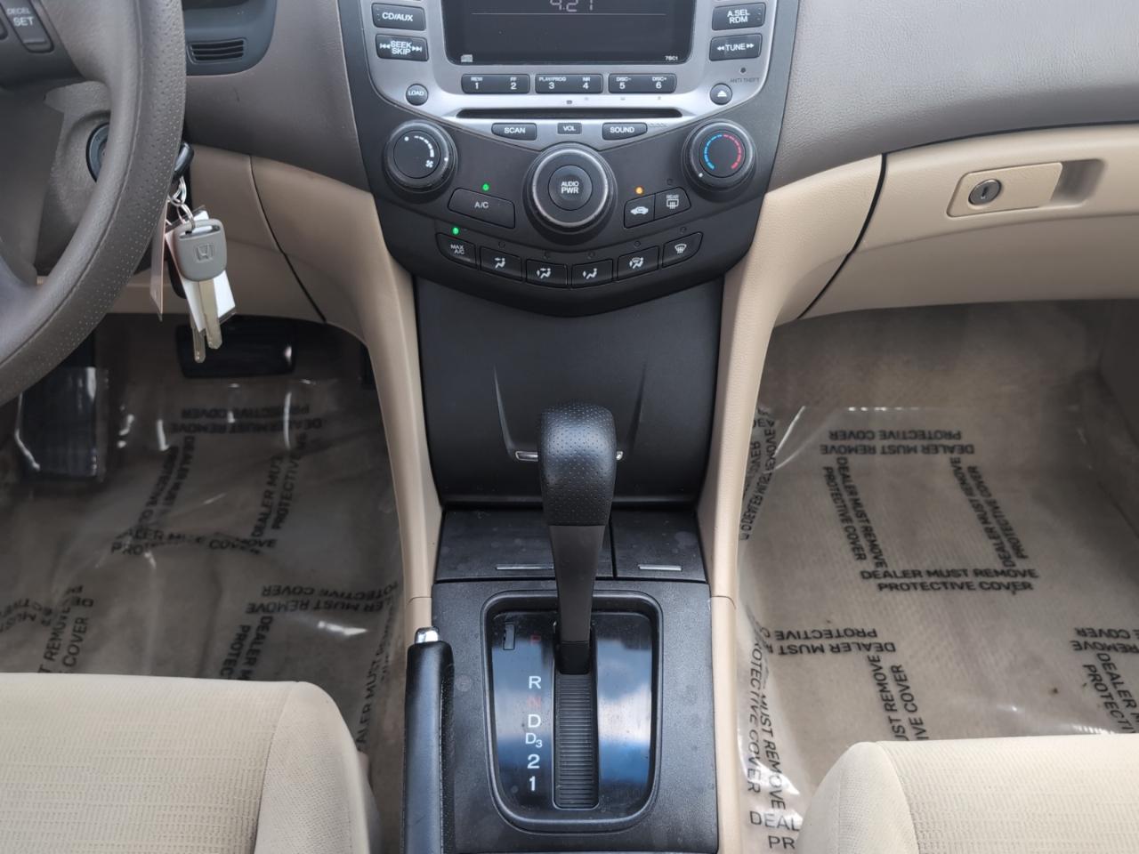 Honda Accord Sdn LX V6 AT 2006