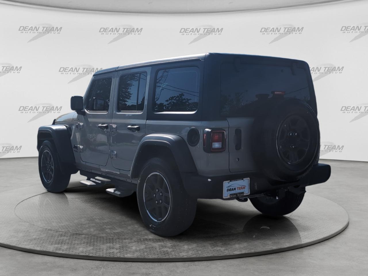 Jeep Wrangler Unlimited Sport 4x4 2022