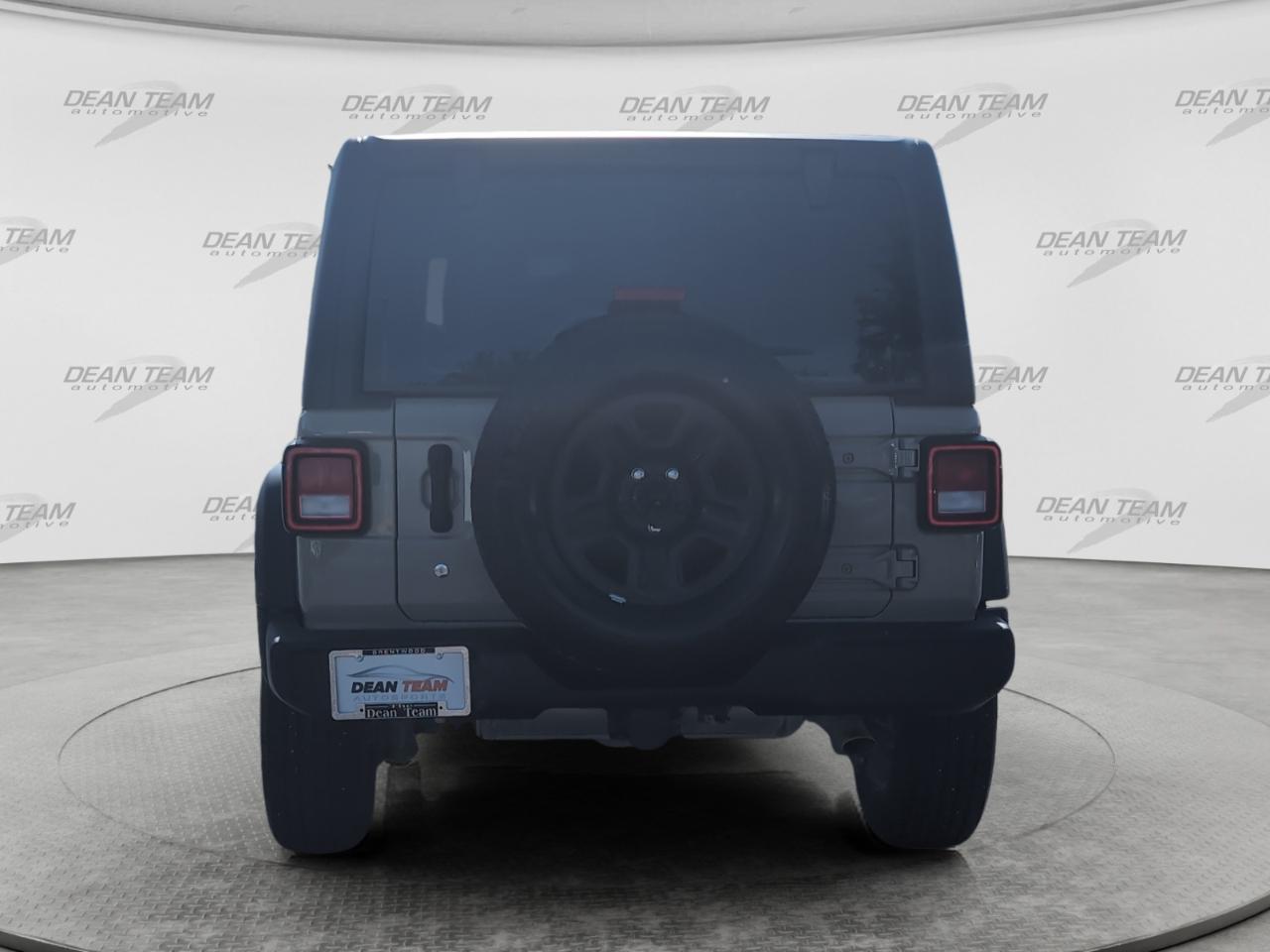 Jeep Wrangler Unlimited Sport 4x4 2022