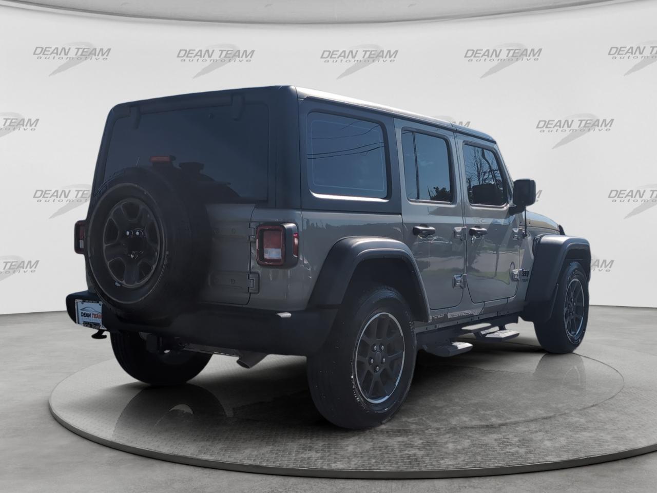Jeep Wrangler Unlimited Sport 4x4 2022