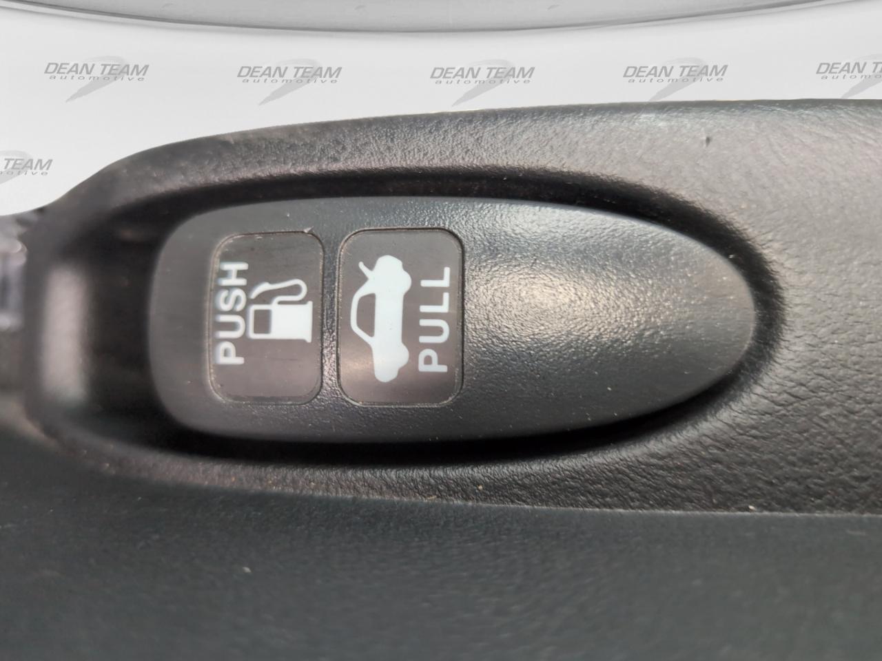Honda Civic Coupe 2dr CVT LX 2015