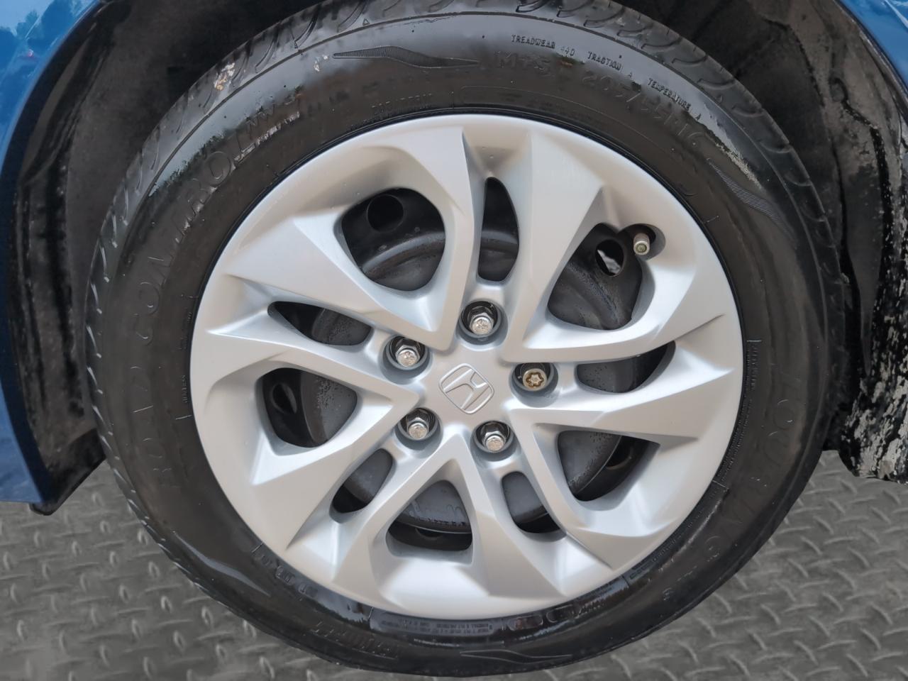 Honda Civic Coupe 2dr CVT LX 2015