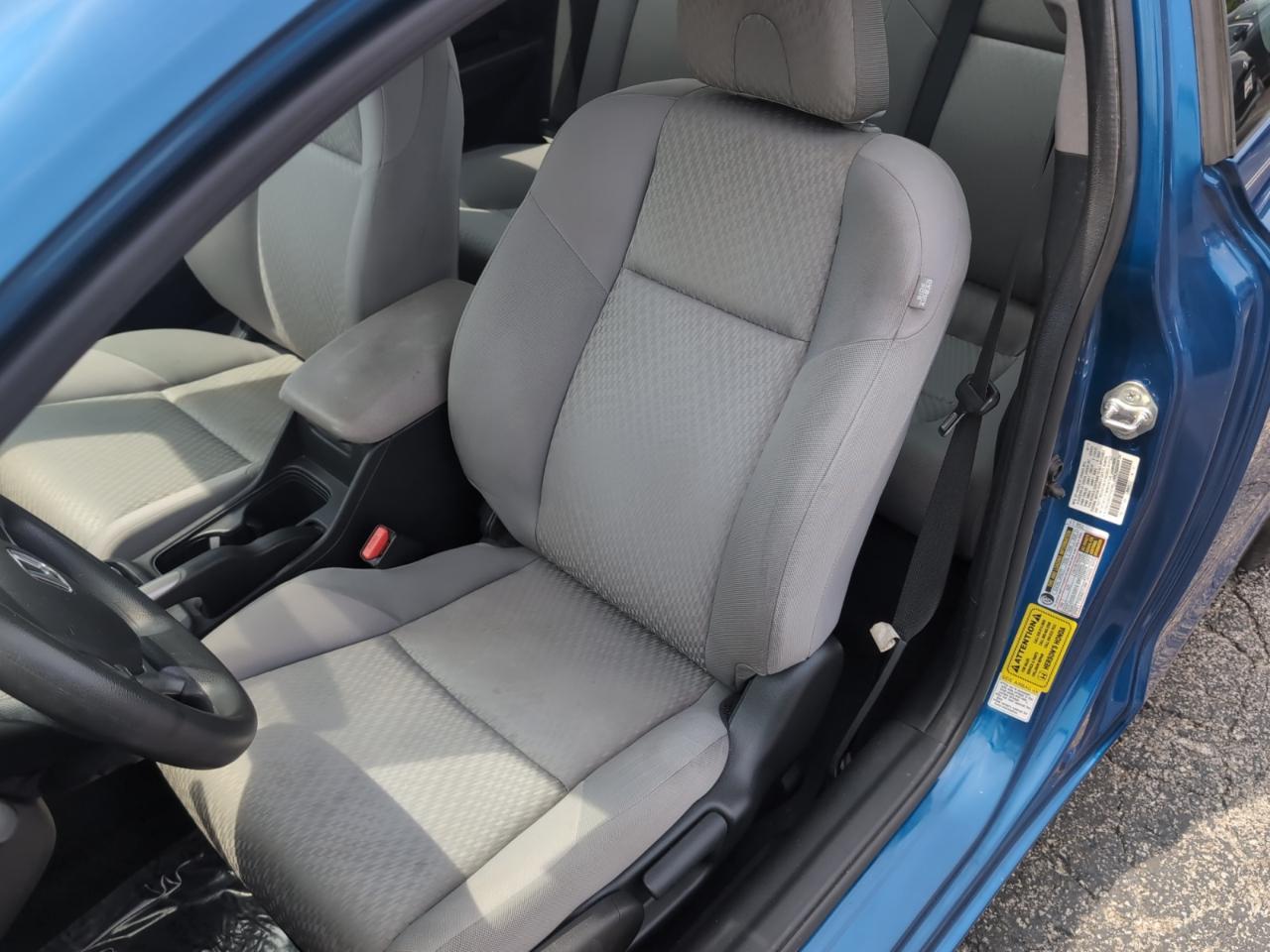 Honda Civic Coupe 2dr CVT LX 2015