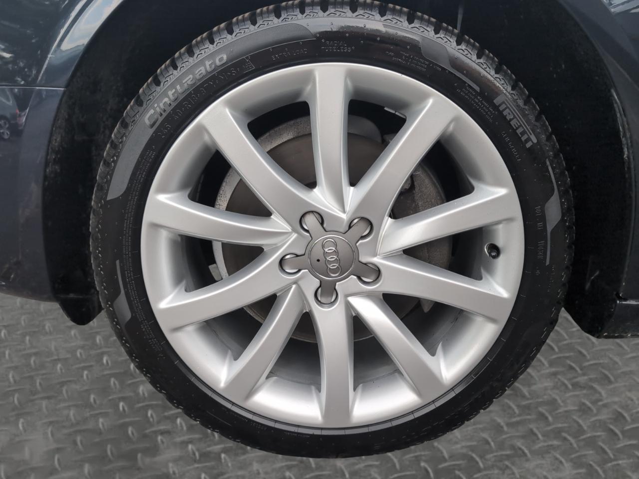 Audi A4  2013