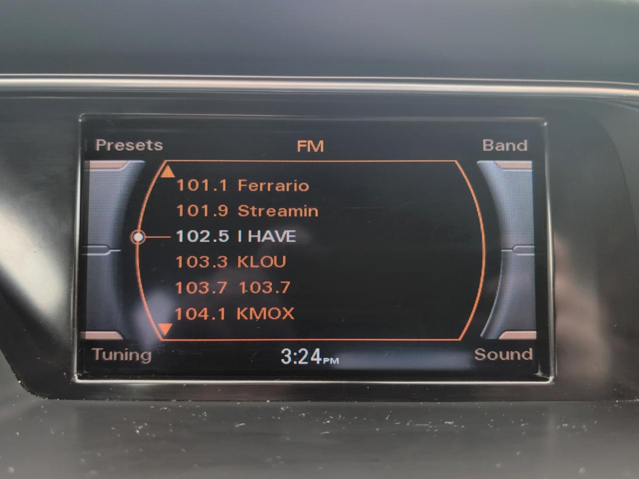 Audi A4  2013