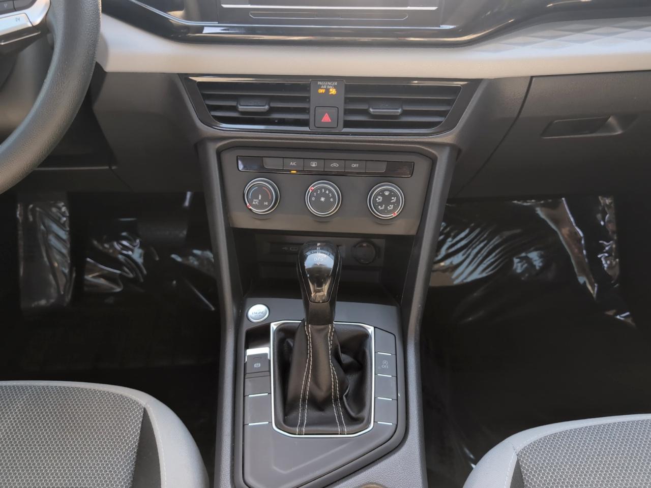 Volkswagen Taos S FWD 2022