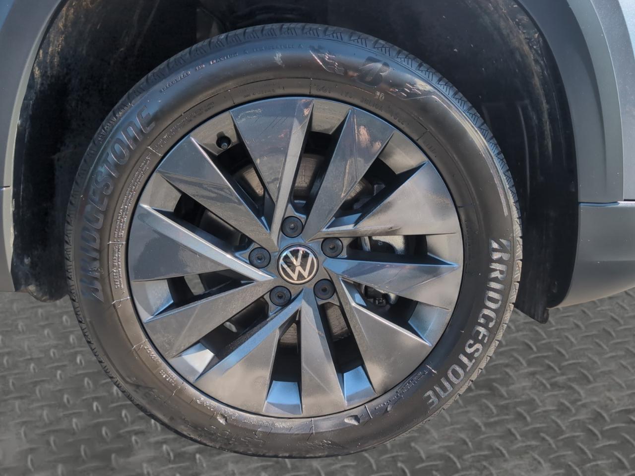 Volkswagen Taos S FWD 2022