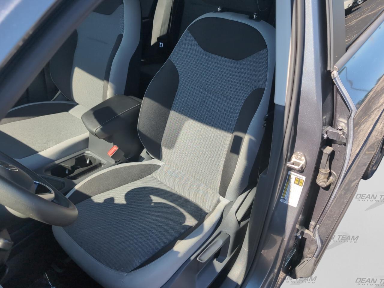 Volkswagen Taos S FWD 2022