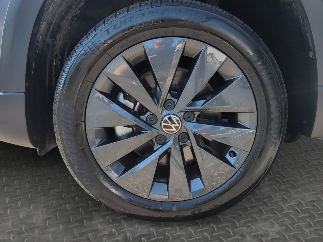 Volkswagen Taos S FWD 2022