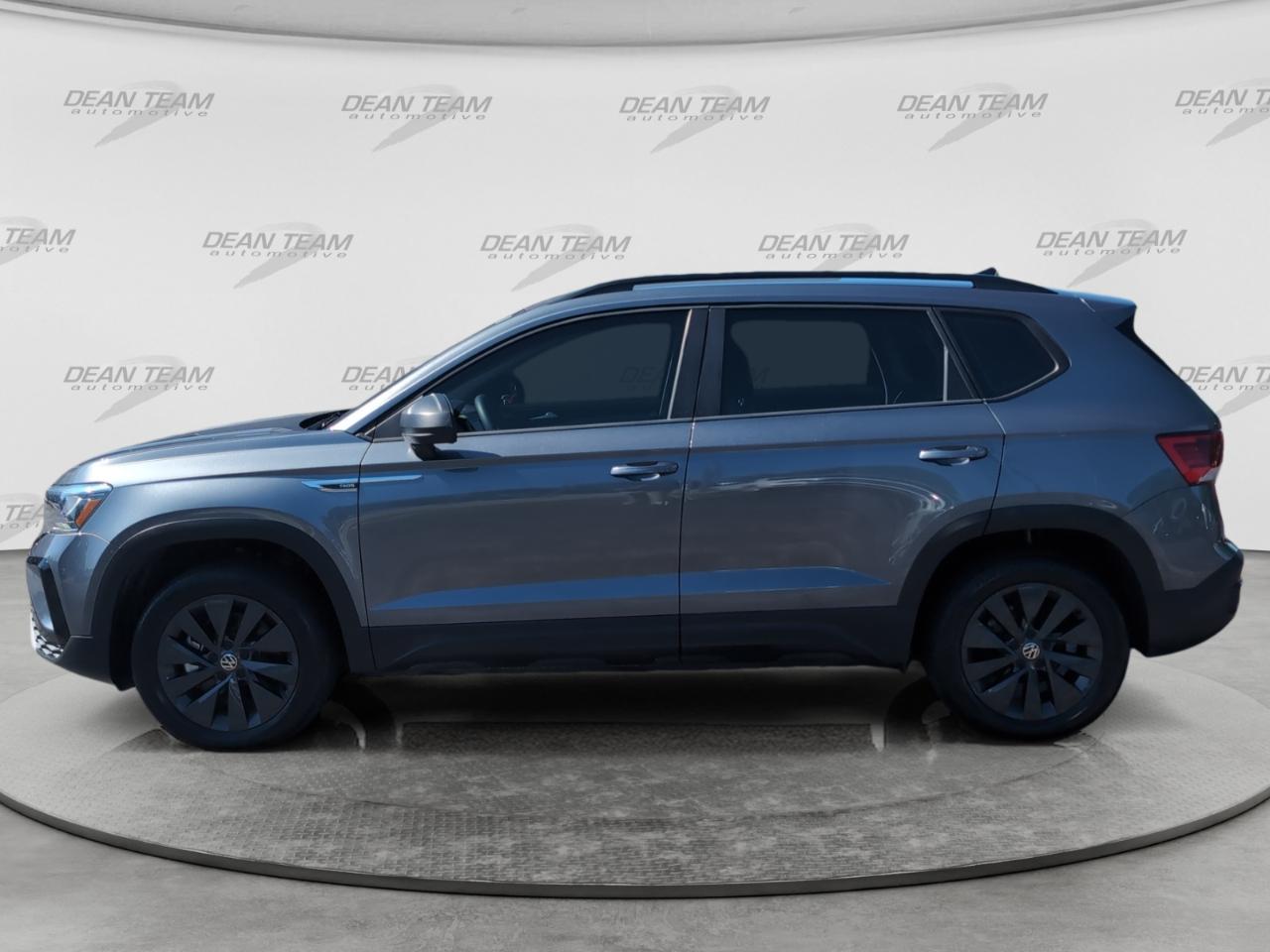 Volkswagen Taos S FWD 2022