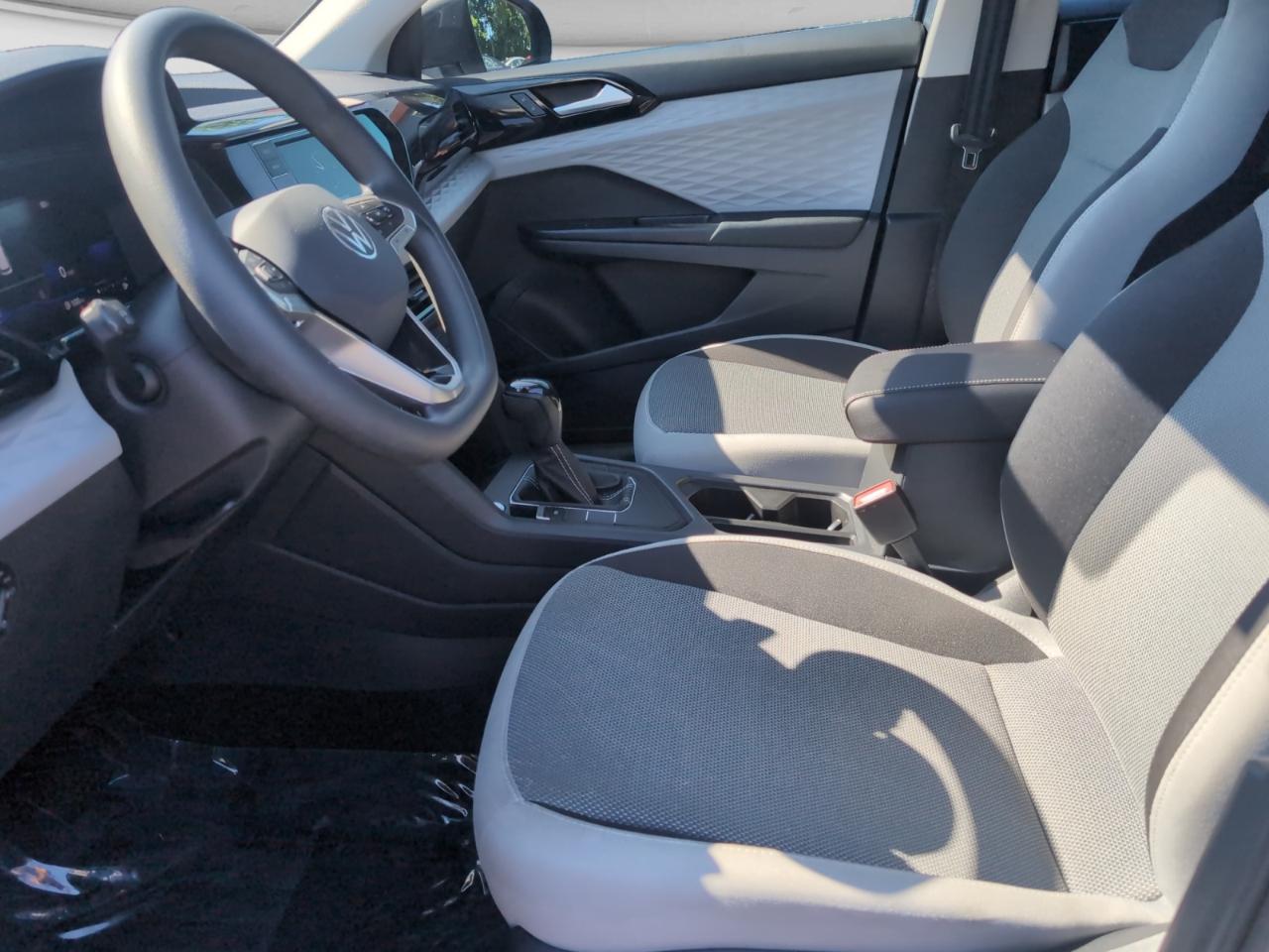Volkswagen Taos S FWD 2022