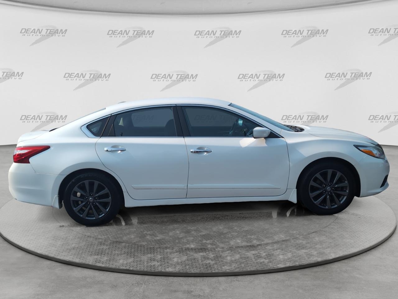 Nissan Altima 4dr Sdn I4 2.5 SV 2016