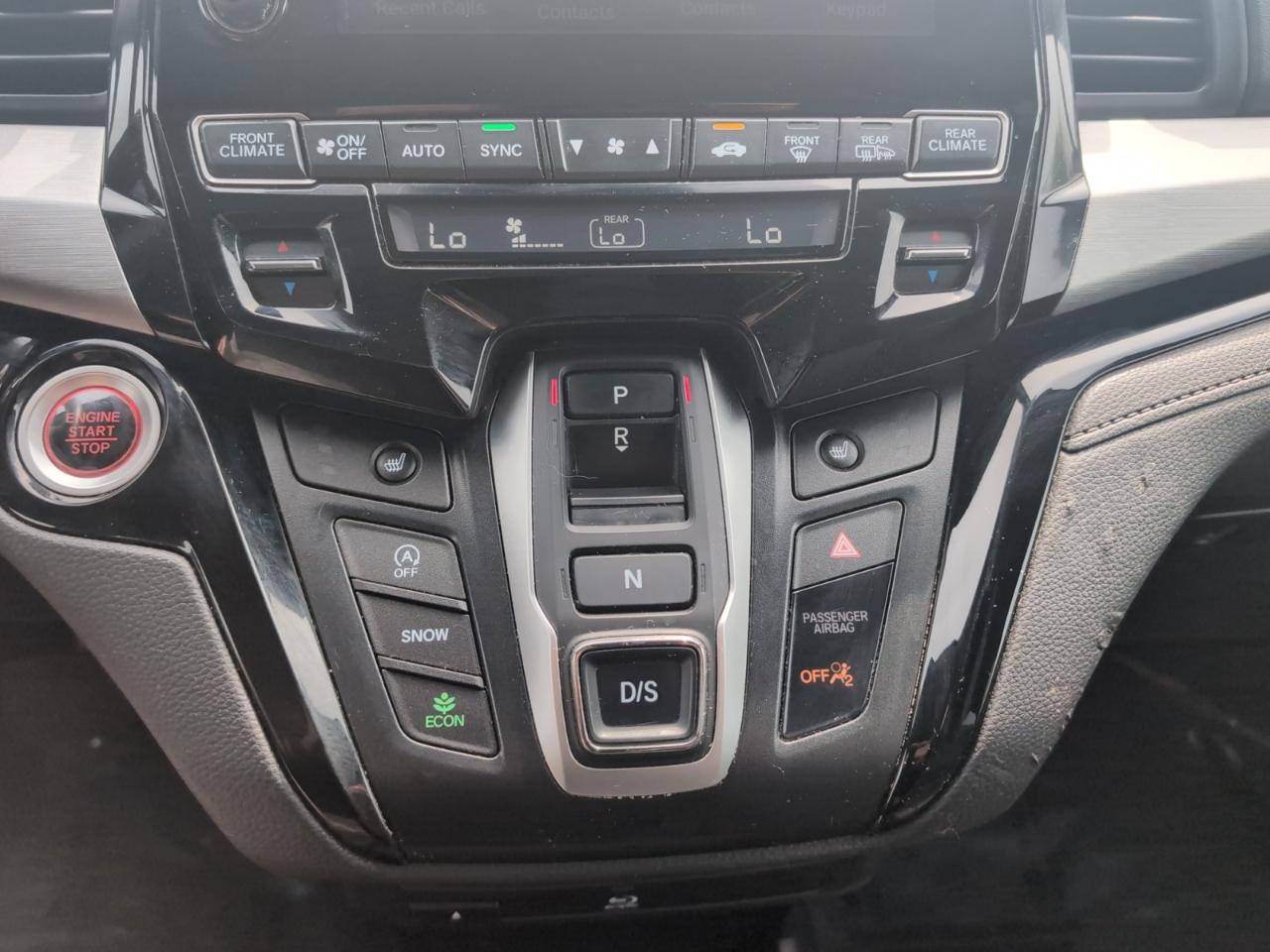 Honda Odyssey Touring Auto 2021