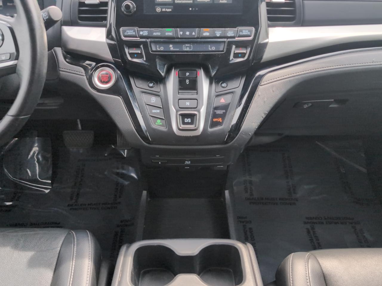 Honda Odyssey Touring Auto 2021