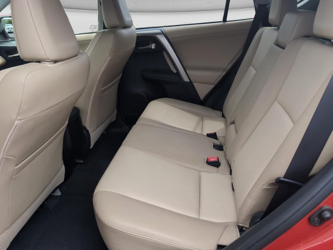 Toyota RAV4  2013