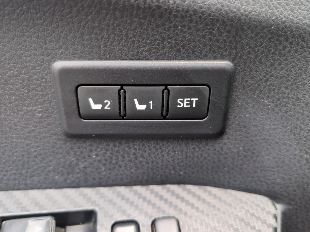 Toyota RAV4  2013