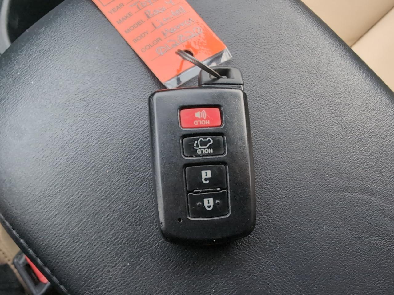 Toyota RAV4  2013