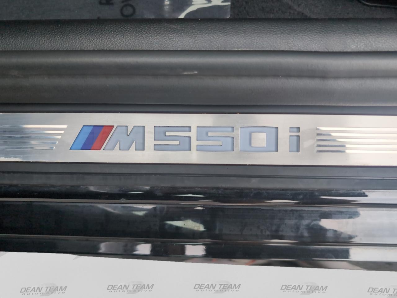 BMW 5 Series M550i xDrive Sedan 2022